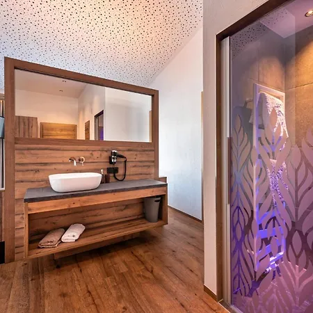 Alpenperle לאדיס