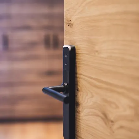 Alpenperle アパート ラディス